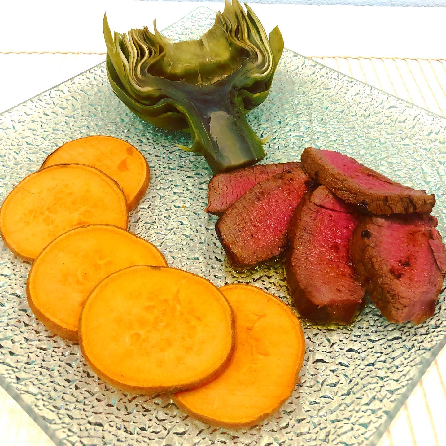 Gourmet room service for dogs